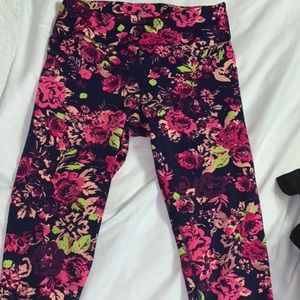 Gaiam floral yoga capris